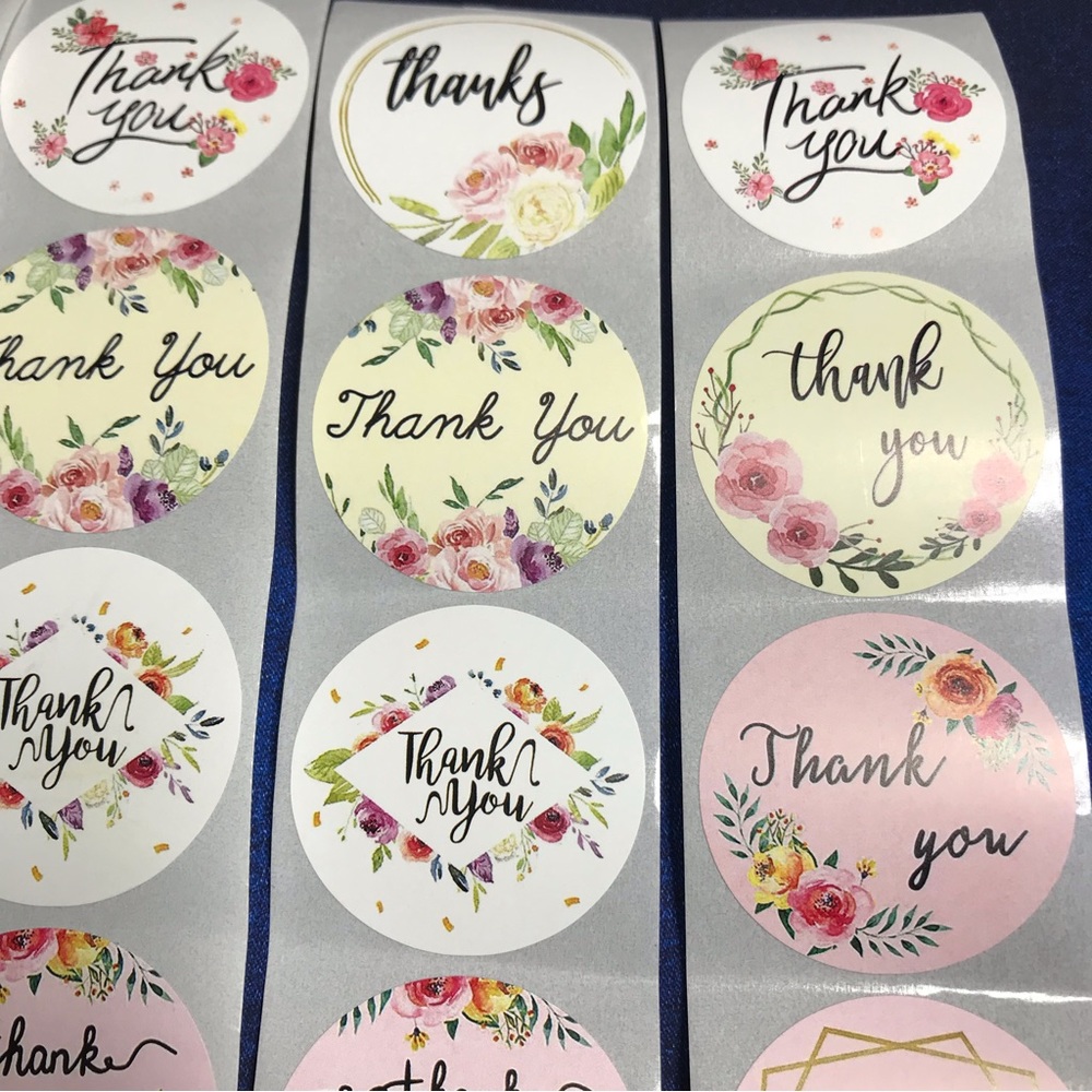 200 thank you stickers 8 designs size 1.5 - Picture 4 of 5